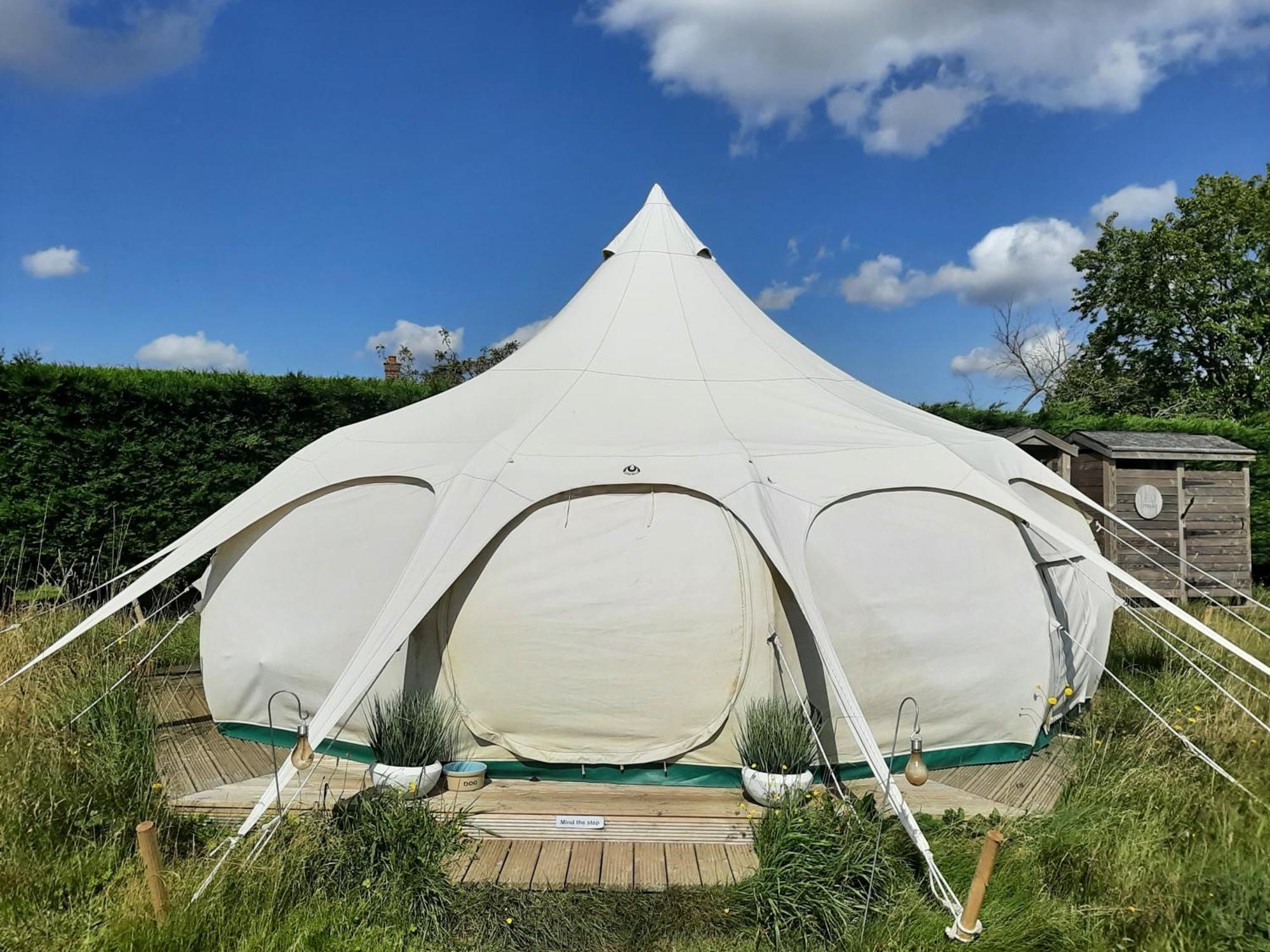 Отель Wild Retreat Cawston Экстерьер фото